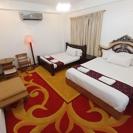 Casa De Robles Tanay Rizal Hotel Buitenkant foto