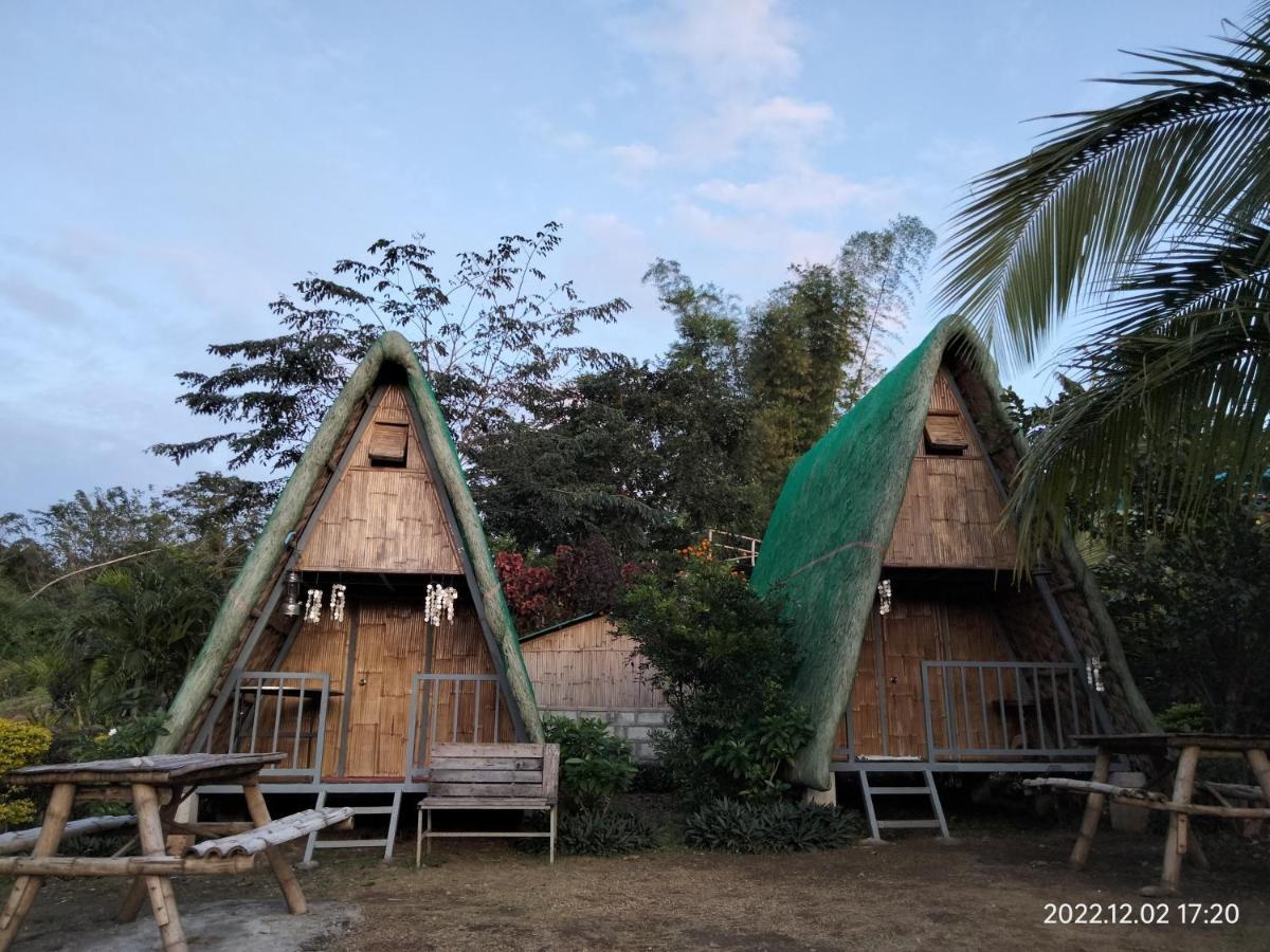 Casa De Robles Tanay Rizal Hotel Buitenkant foto