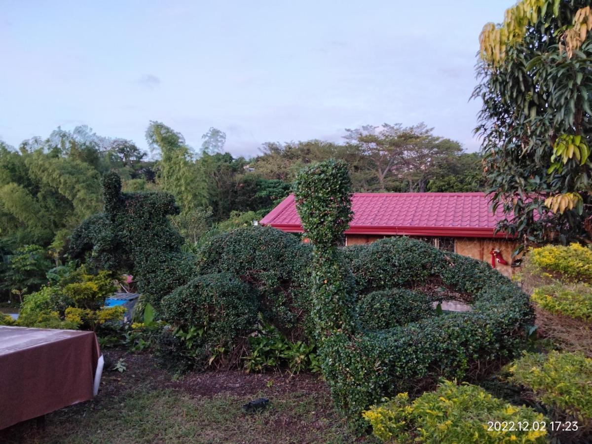 Casa De Robles Tanay Rizal Hotel Buitenkant foto