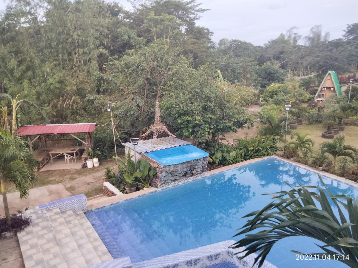Casa De Robles Tanay Rizal Hotel Buitenkant foto