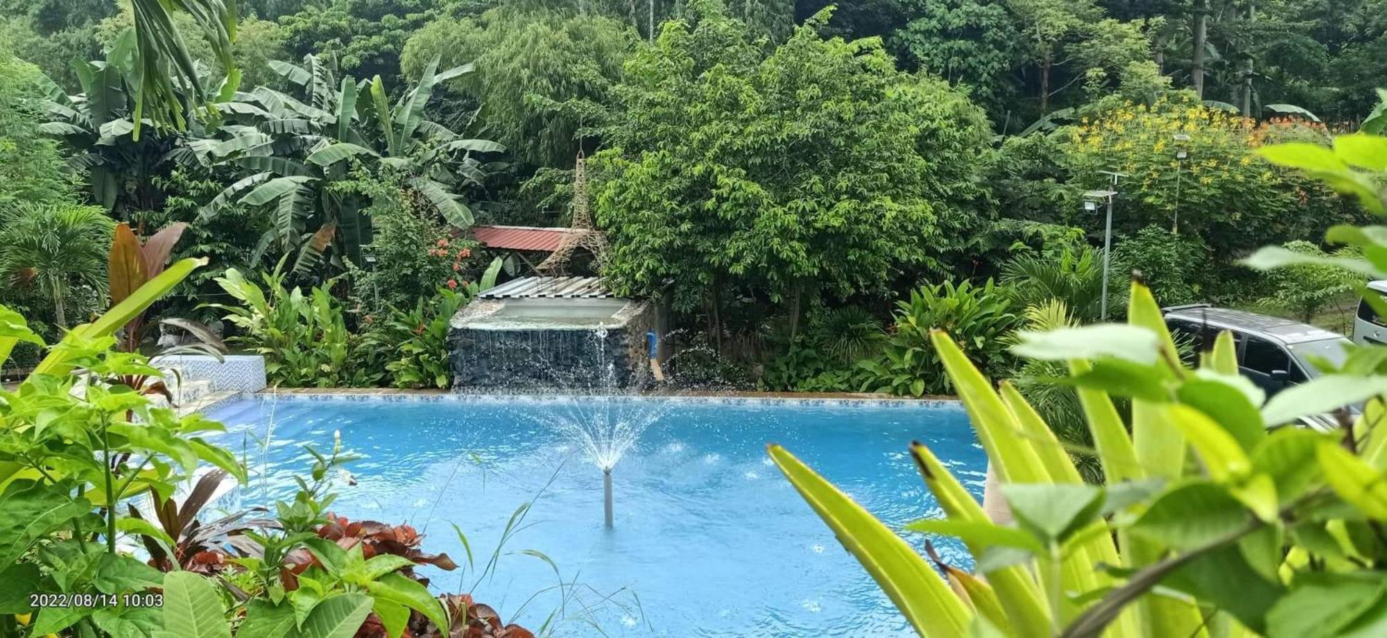 Casa De Robles Tanay Rizal Hotel Buitenkant foto