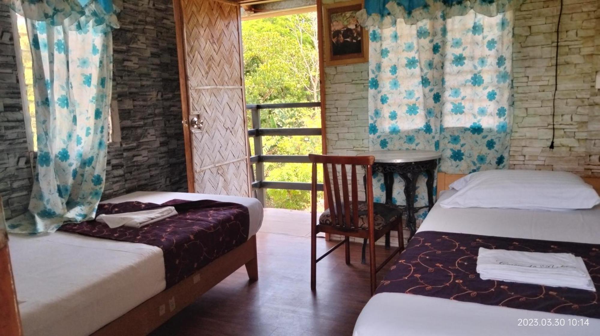 Casa De Robles Tanay Rizal Hotel Buitenkant foto