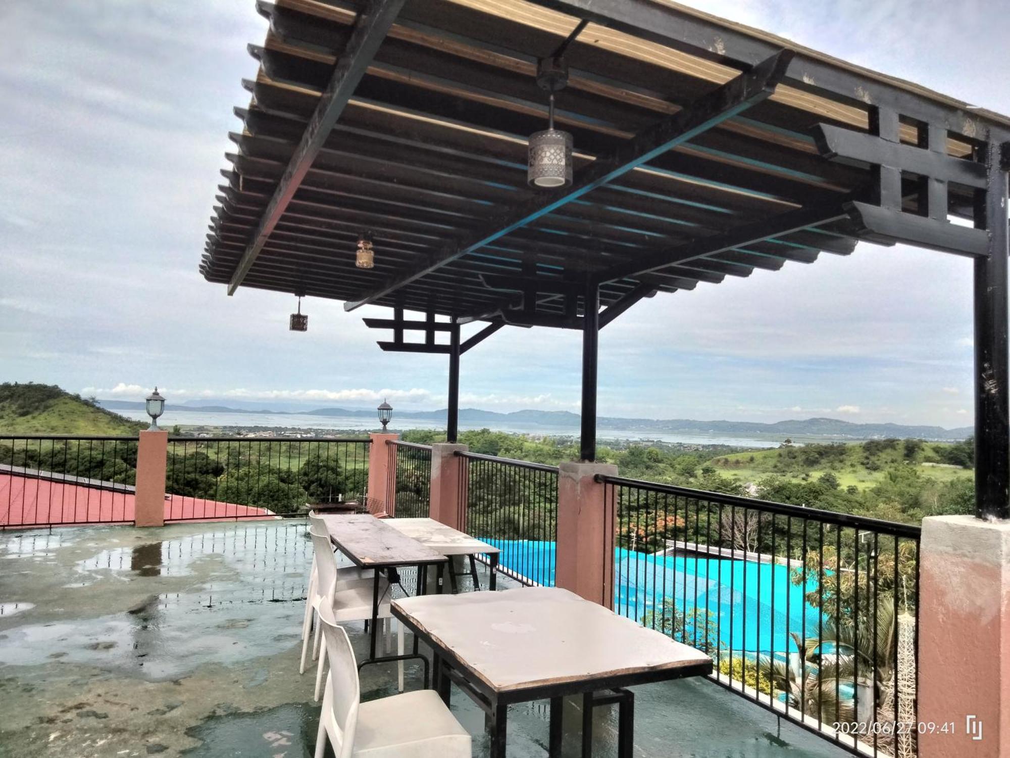 Casa De Robles Tanay Rizal Hotel Buitenkant foto